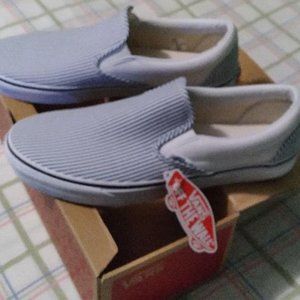 vans classic slip-on size 10